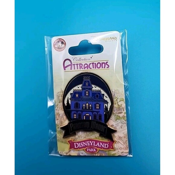 Phantom Manor Attraction Series Disneyland Paris DLP Glow in Dark Pin - Picture 1 of 2
